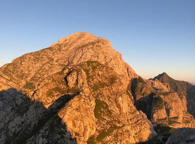 阿尔分霍夫思琪那纳酒店 3*