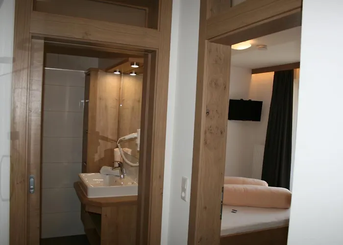 阿尔分霍夫思琪那纳酒店