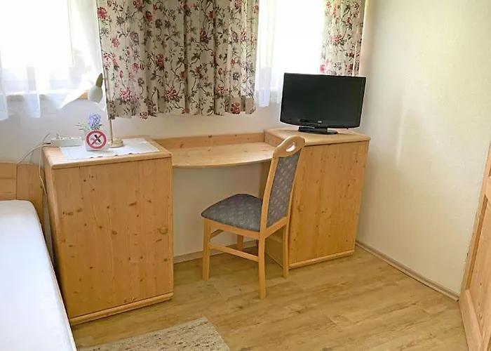 阿尔分霍夫思琪那纳酒店 3*